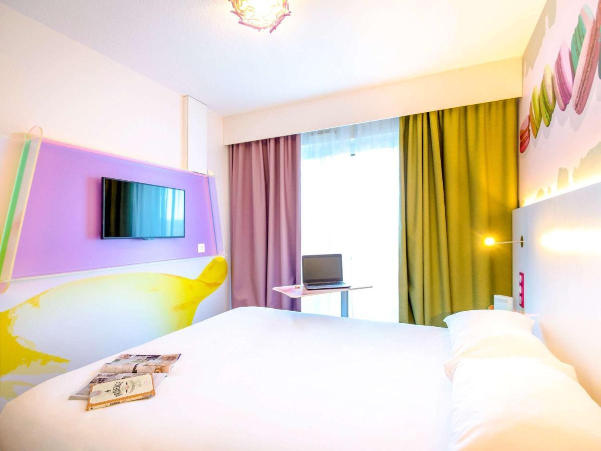 Ibis Styles Frejus St Raphael Hotel Exterior photo